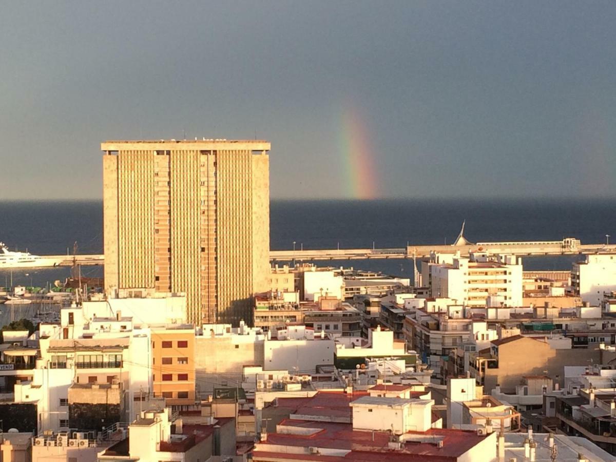 Suite Sun And Sea อาลิกันเต ภายนอก รูปภาพ