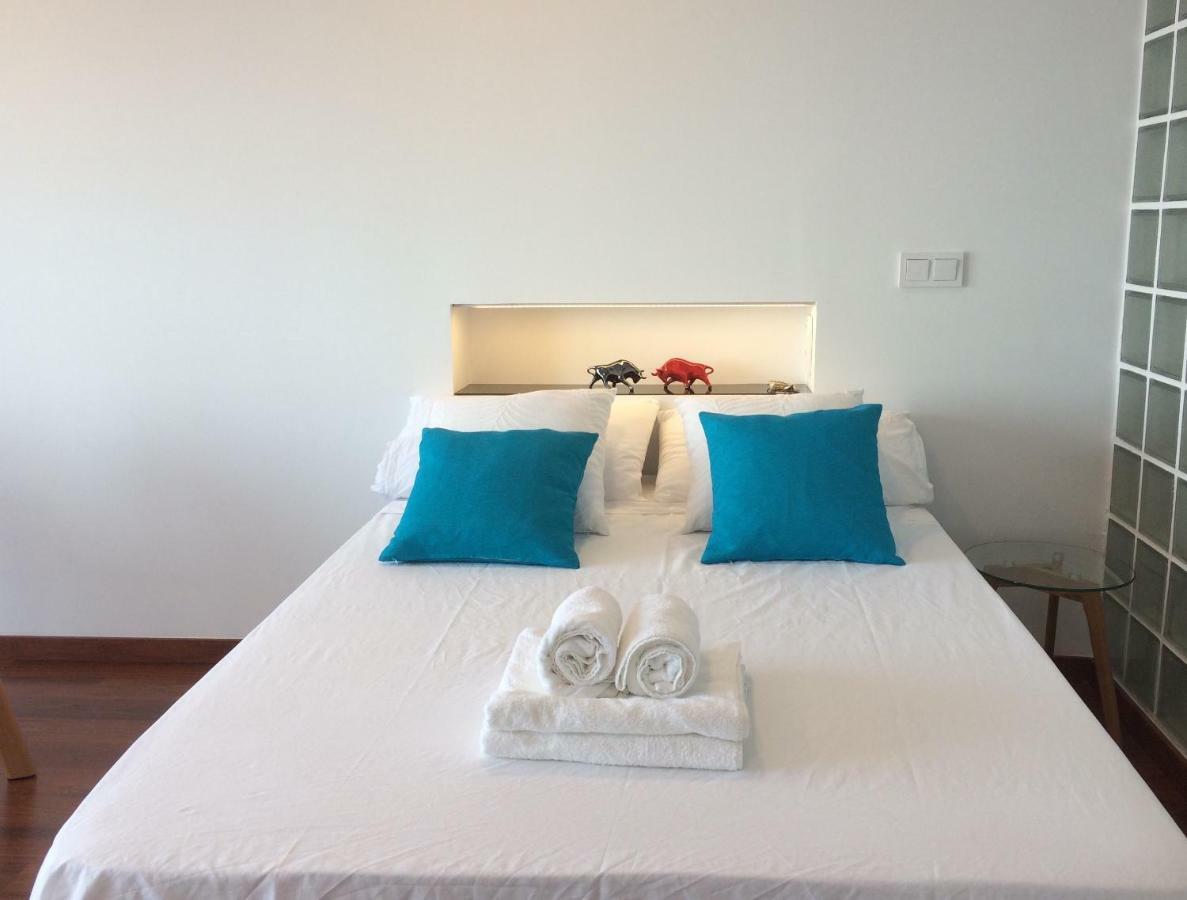 Suite Sun And Sea อาลิกันเต ภายนอก รูปภาพ