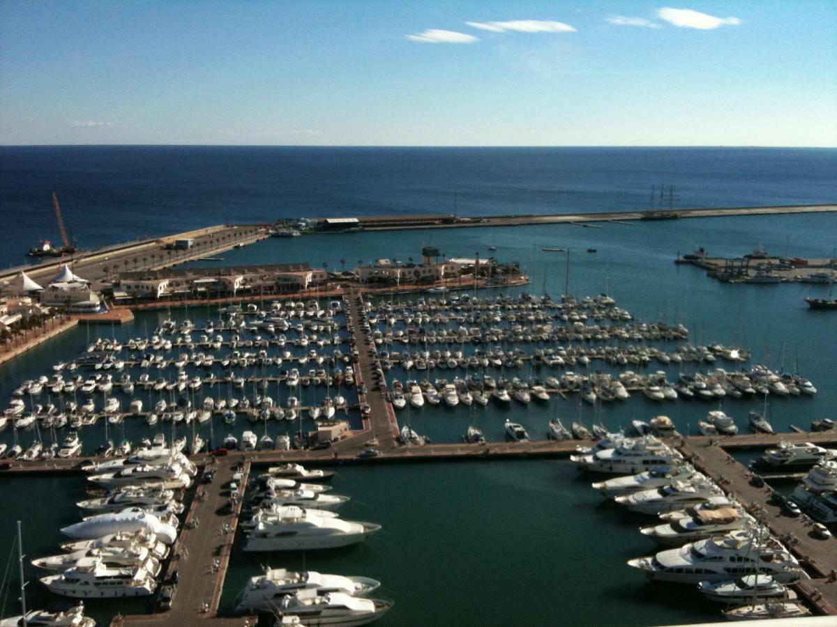 Suite Sun And Sea อาลิกันเต ภายนอก รูปภาพ